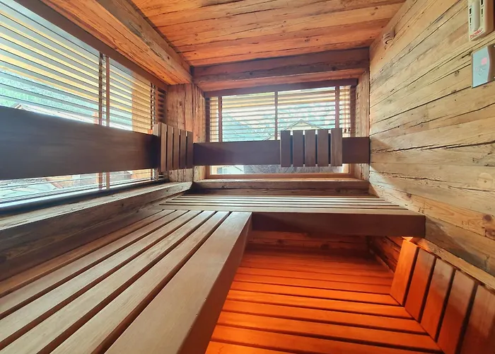 Luxury Engedi 木屋 *