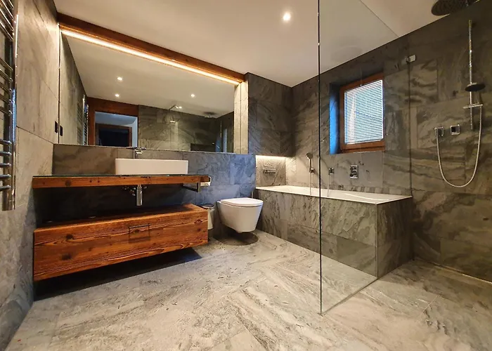 Luxury Engedi 木屋 *