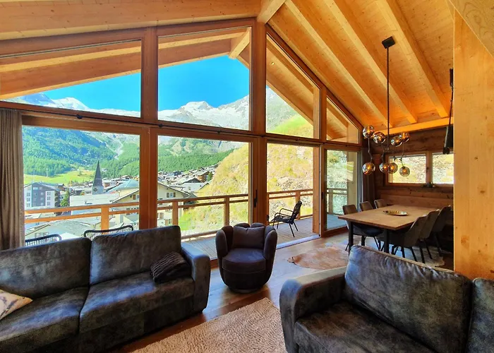 Luxury Engedi 萨斯费