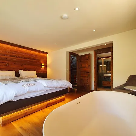 Luxury Engedi シャレー サース フェー